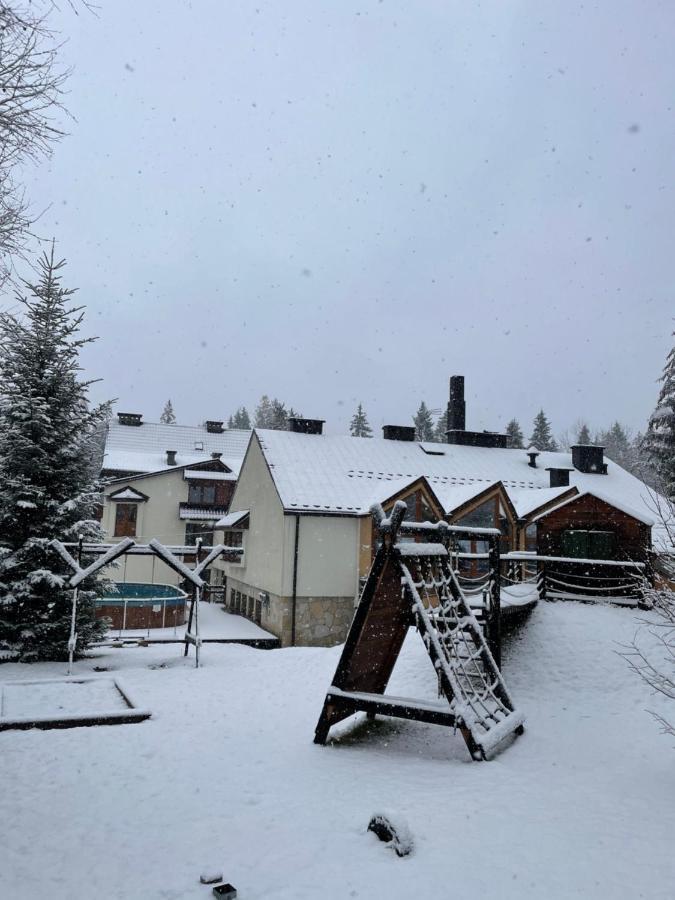 Gosciniec Ozna Hotel Kiczora Eksteriør billede