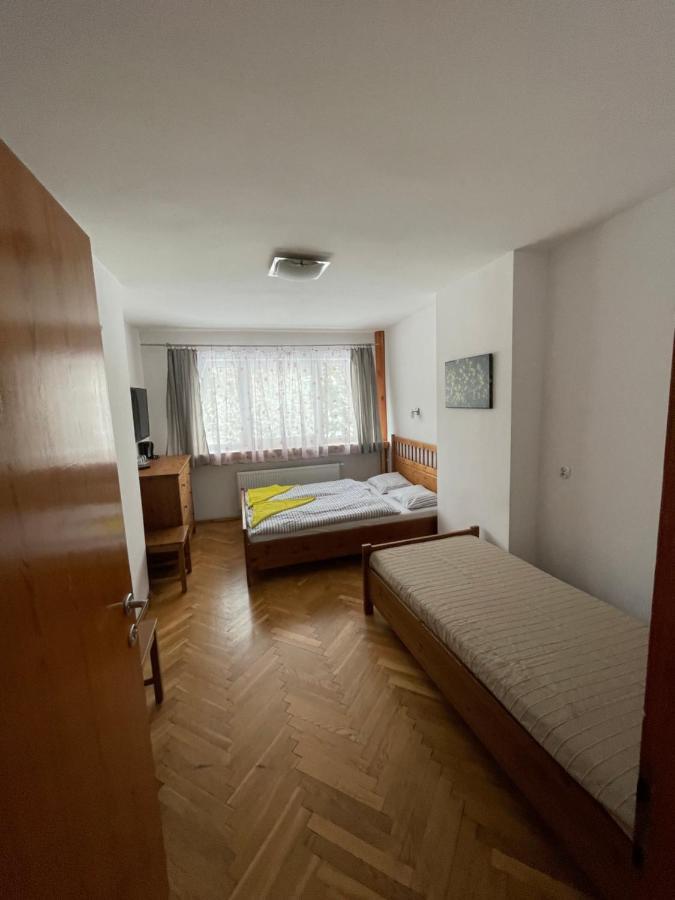 Gosciniec Ozna Hotel Kiczora Eksteriør billede
