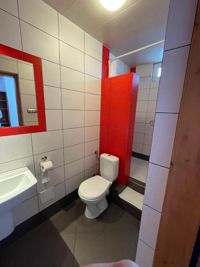 Gosciniec Ozna Hotel Kiczora Eksteriør billede